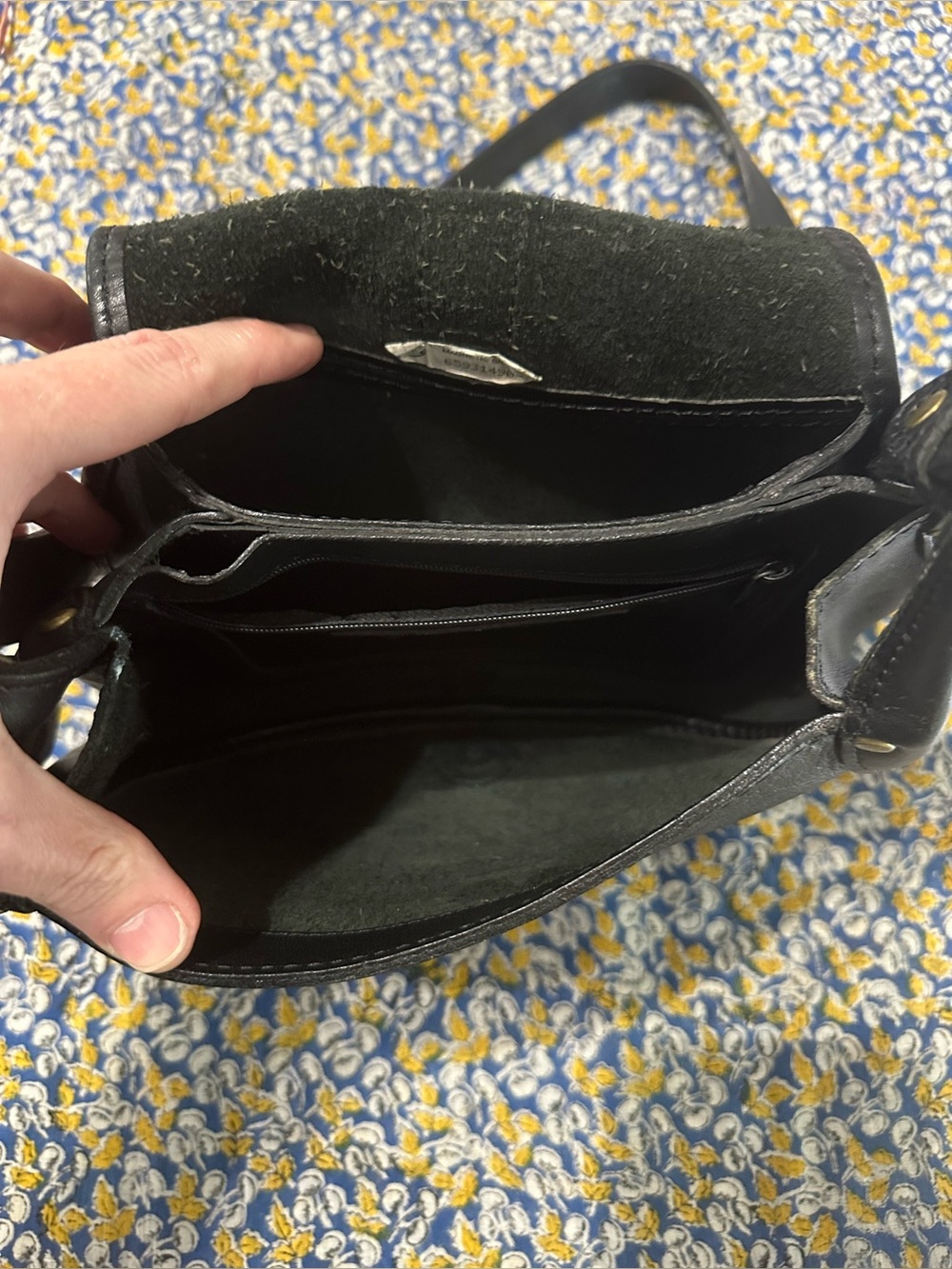 Vintage Liz Claiborne vintage saddle bag purse. - Picture 4 of 11